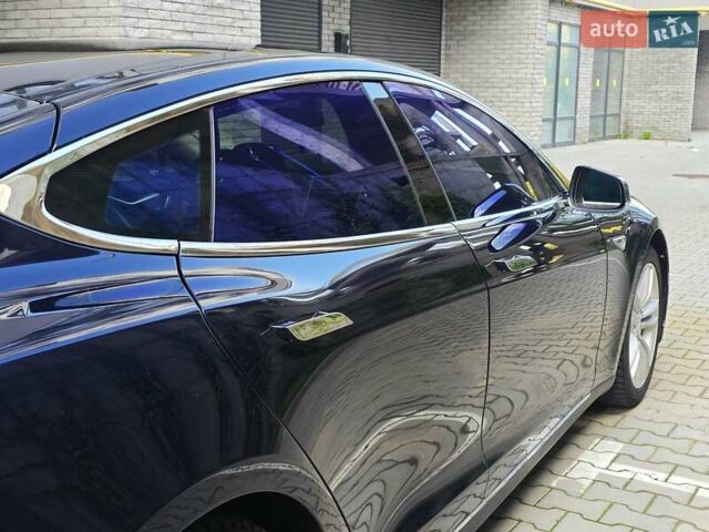 Синій Тесла Модель С, об'ємом двигуна 0 л та пробігом 155 тис. км за 12499 $, фото 22 на Automoto.ua