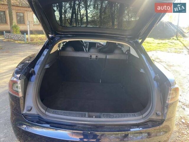 Тесла Модель С 2014 в Хмельницком на Automoto.ua Синий Тесла Модель С, объемом двигателя 0 л и пробегом 267 тыс. км за 12950 $, фото 29 на Automoto.ua