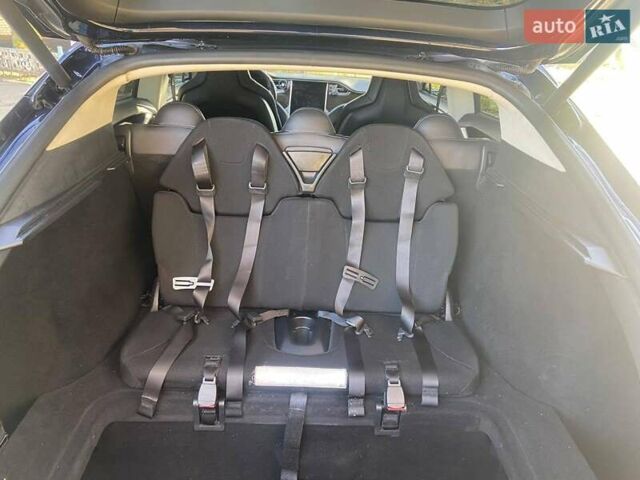 Тесла Модель С 2014 в Хмельницком на Automoto.ua Синий Тесла Модель С, объемом двигателя 0 л и пробегом 267 тыс. км за 12950 $, фото 26 на Automoto.ua