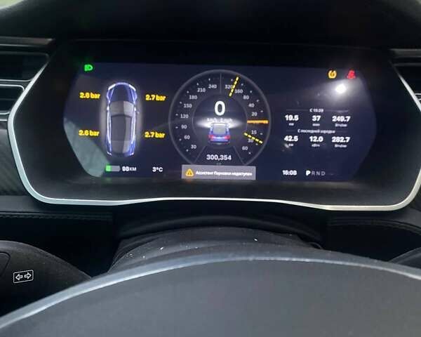 Синий Тесла Модель С, объемом двигателя 0 л и пробегом 300 тыс. км за 14000 $, фото 13 на Automoto.ua