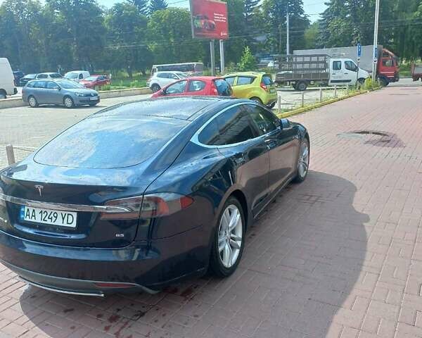 Синий Тесла Модель С, объемом двигателя 0 л и пробегом 180 тыс. км за 11300 $, фото 5 на Automoto.ua