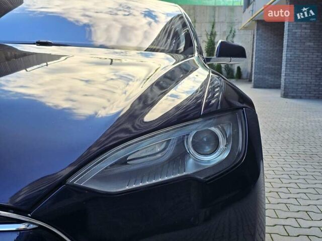 Синій Тесла Модель С, об'ємом двигуна 0 л та пробігом 155 тис. км за 12499 $, фото 12 на Automoto.ua