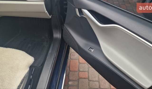 Синий Тесла Модель С, объемом двигателя 0 л и пробегом 145 тыс. км за 16600 $, фото 14 на Automoto.ua