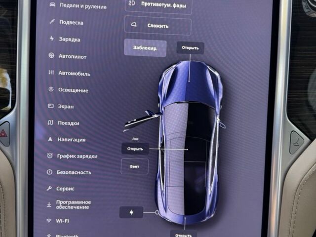 Синий Тесла Модель С, объемом двигателя 0 л и пробегом 98 тыс. км за 15500 $, фото 6 на Automoto.ua