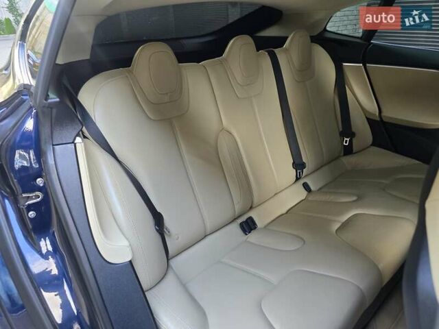Синій Тесла Модель С, об'ємом двигуна 0 л та пробігом 155 тис. км за 12499 $, фото 61 на Automoto.ua