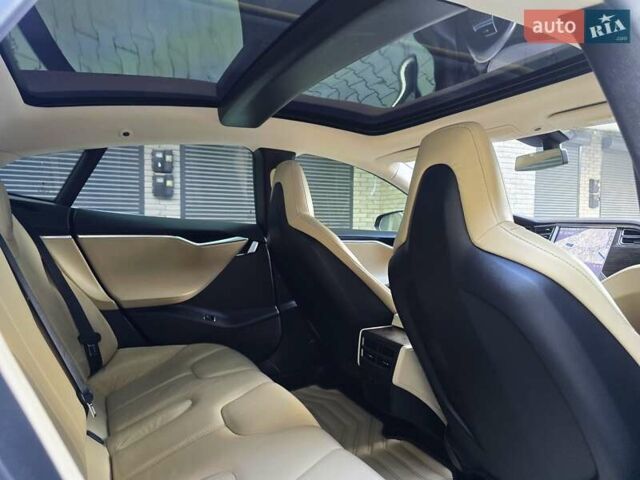 Синій Тесла Модель С, об'ємом двигуна 0 л та пробігом 155 тис. км за 12499 $, фото 60 на Automoto.ua