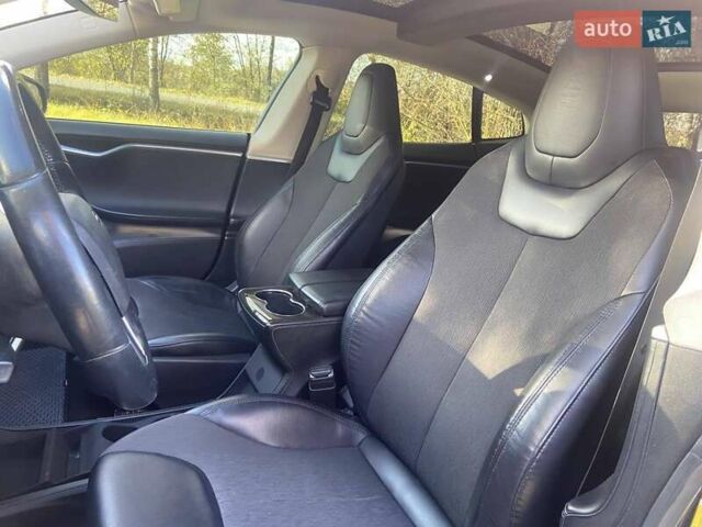 Тесла Модель С 2014 в Хмельницком на Automoto.ua Синий Тесла Модель С, объемом двигателя 0 л и пробегом 267 тыс. км за 12950 $, фото 19 на Automoto.ua