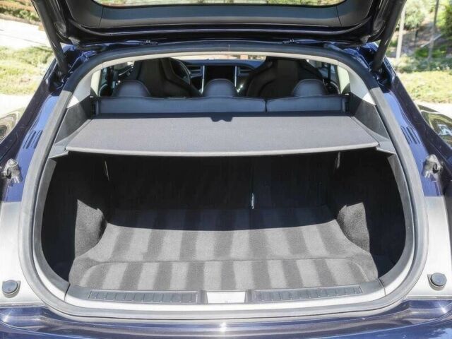 Синий Тесла Модель С, объемом двигателя 0 л и пробегом 84 тыс. км за 6100 $, фото 10 на Automoto.ua