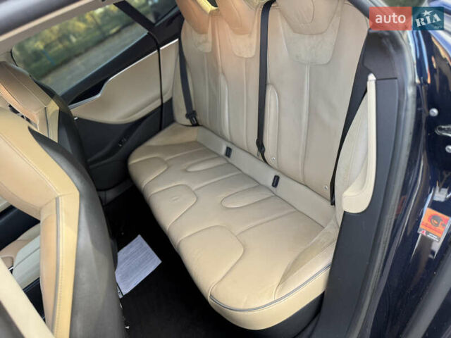 Тесла Модель С 2014 в Киеве на Automoto.ua Синий Тесла Модель С, объемом двигателя 0 л и пробегом 292 тыс. км за 12999 $, фото 19 на Automoto.ua