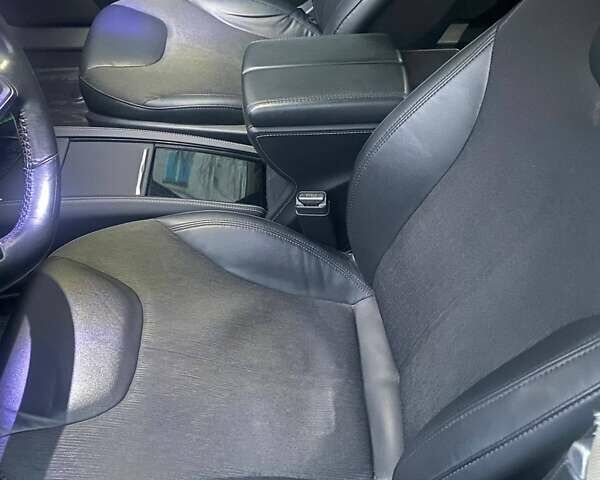 Синий Тесла Модель С, объемом двигателя 0 л и пробегом 300 тыс. км за 14000 $, фото 6 на Automoto.ua