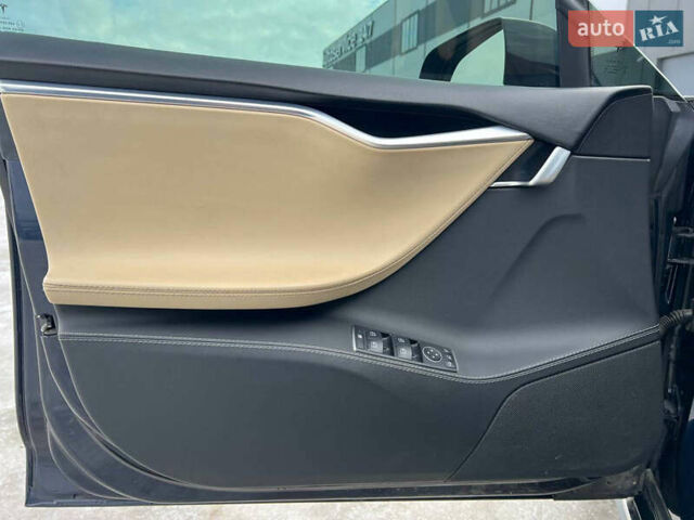 Синій Тесла Модель С, об'ємом двигуна 0 л та пробігом 237 тис. км за 14590 $, фото 15 на Automoto.ua