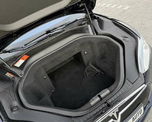 Синий Тесла Модель С, объемом двигателя 0 л и пробегом 164 тыс. км за 14200 $, фото 19 на Automoto.ua