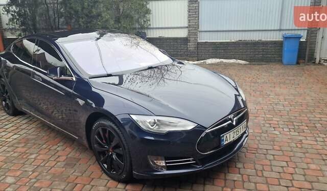 Синий Тесла Модель С, объемом двигателя 0 л и пробегом 145 тыс. км за 16600 $, фото 3 на Automoto.ua
