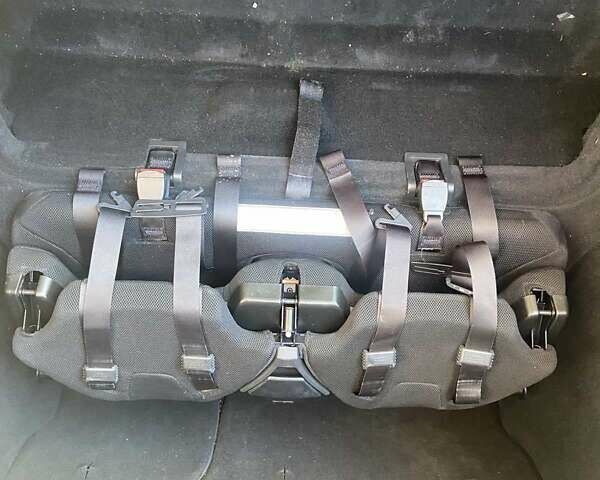 Тесла Модель С 2014 в Хмельницком на Automoto.ua Синий Тесла Модель С, объемом двигателя 0 л и пробегом 267 тыс. км за 12950 $, фото 24 на Automoto.ua