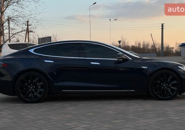 Синій Тесла Модель С, об'ємом двигуна 0 л та пробігом 200 тис. км за 14850 $, фото 6 на Automoto.ua