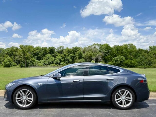 Синій Тесла Модель С, об'ємом двигуна 0 л та пробігом 82 тис. км за 3400 $, фото 3 на Automoto.ua