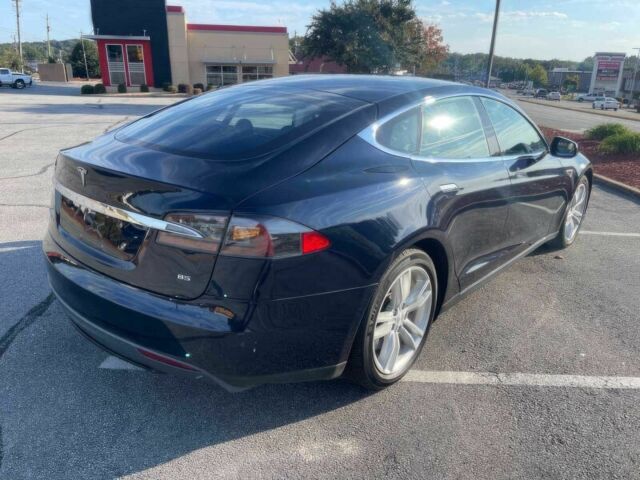 Синий Тесла Модель С, объемом двигателя 0 л и пробегом 80 тыс. км за 6000 $, фото 5 на Automoto.ua