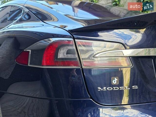 Синій Тесла Модель С, об'ємом двигуна 0 л та пробігом 155 тис. км за 12499 $, фото 17 на Automoto.ua