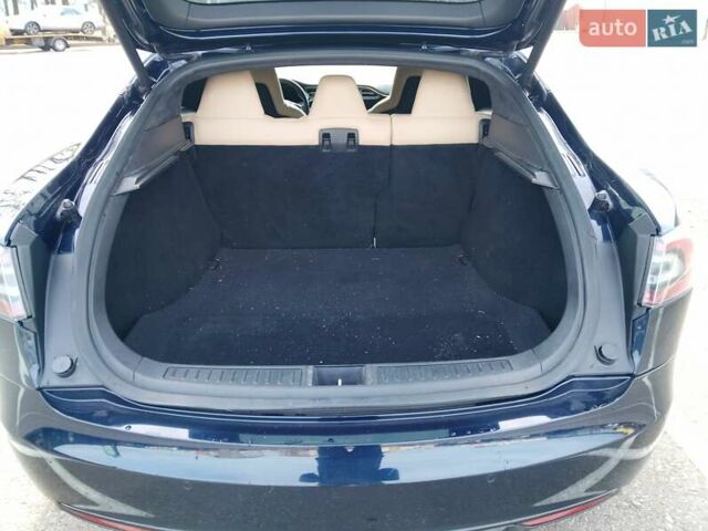 Синий Тесла Модель С, объемом двигателя 0 л и пробегом 193 тыс. км за 19900 $, фото 14 на Automoto.ua