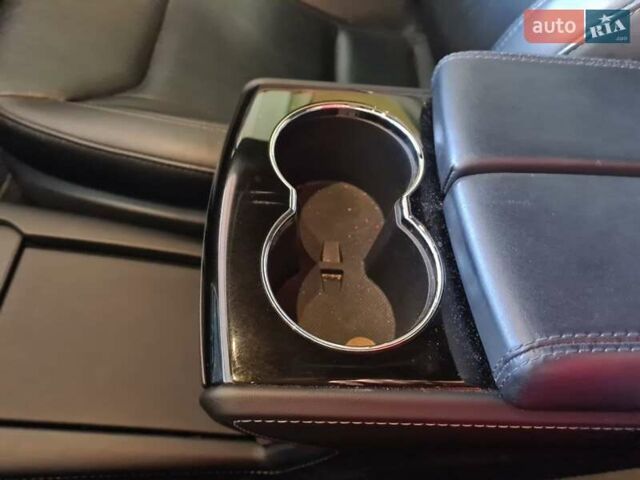 Синій Тесла Модель С, об'ємом двигуна 0 л та пробігом 155 тис. км за 14800 $, фото 25 на Automoto.ua