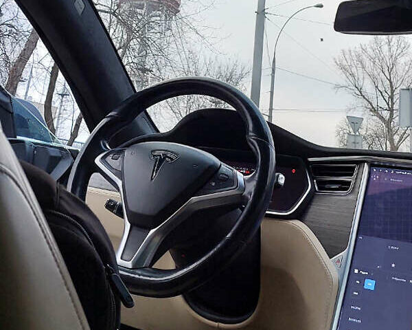 Синій Тесла Модель С, об'ємом двигуна 0 л та пробігом 220 тис. км за 18300 $, фото 6 на Automoto.ua