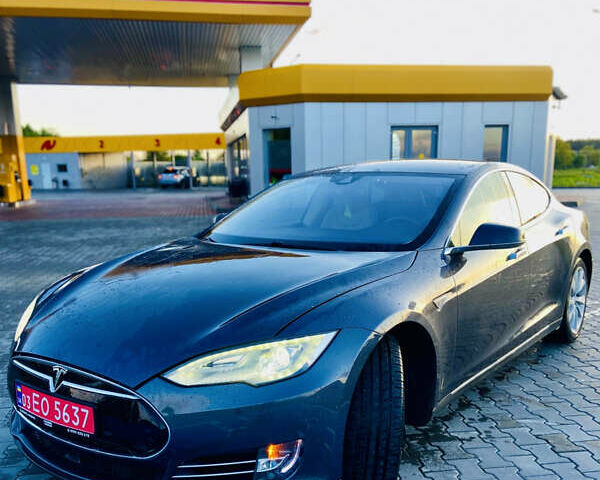Синий Тесла Модель С, объемом двигателя 0 л и пробегом 47 тыс. км за 13700 $, фото 16 на Automoto.ua