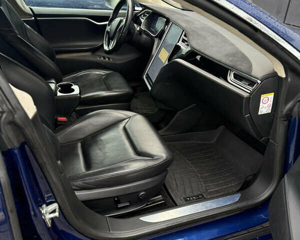 Синий Тесла Модель С, объемом двигателя 0 л и пробегом 138 тыс. км за 12900 $, фото 7 на Automoto.ua