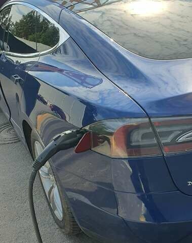 Синій Тесла Модель С, об'ємом двигуна 0 л та пробігом 150 тис. км за 15000 $, фото 9 на Automoto.ua