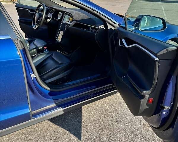 Синий Тесла Модель С, объемом двигателя 0 л и пробегом 160 тыс. км за 16900 $, фото 15 на Automoto.ua