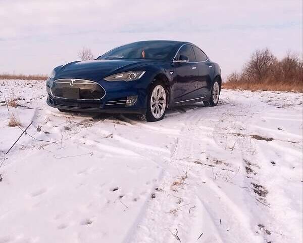 Синий Тесла Модель С, объемом двигателя 0 л и пробегом 86 тыс. км за 17900 $, фото 5 на Automoto.ua
