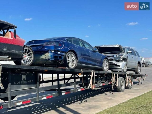 Синий Тесла Модель С, объемом двигателя 0 л и пробегом 190 тыс. км за 21900 $, фото 29 на Automoto.ua