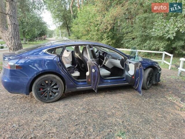 Синій Тесла Модель С, об'ємом двигуна 0 л та пробігом 169 тис. км за 18000 $, фото 16 на Automoto.ua