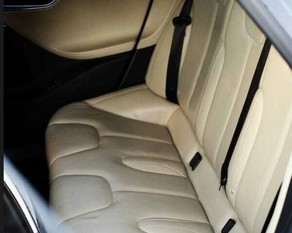 Синий Тесла Модель С, объемом двигателя 0 л и пробегом 161 тыс. км за 17300 $, фото 4 на Automoto.ua