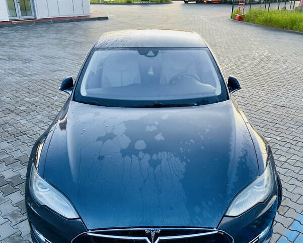 Синий Тесла Модель С, объемом двигателя 0 л и пробегом 47 тыс. км за 13700 $, фото 6 на Automoto.ua