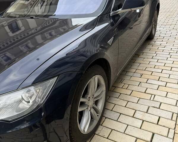 Синій Тесла Модель С, об'ємом двигуна 0 л та пробігом 140 тис. км за 12417 $, фото 4 на Automoto.ua
