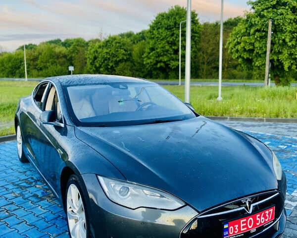 Синий Тесла Модель С, объемом двигателя 0 л и пробегом 47 тыс. км за 13700 $, фото 1 на Automoto.ua