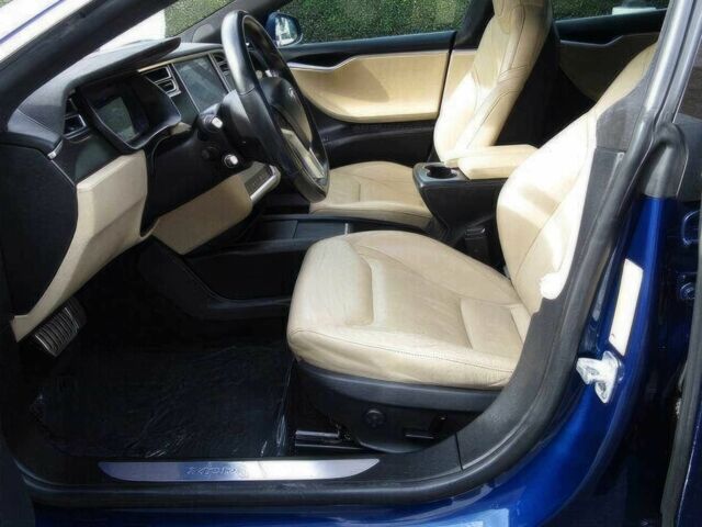 Синій Тесла Модель С, об'ємом двигуна 0 л та пробігом 74 тис. км за 11000 $, фото 8 на Automoto.ua