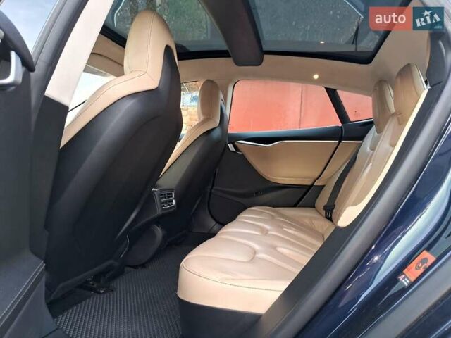 Синий Тесла Модель С, объемом двигателя 0 л и пробегом 189 тыс. км за 15100 $, фото 9 на Automoto.ua