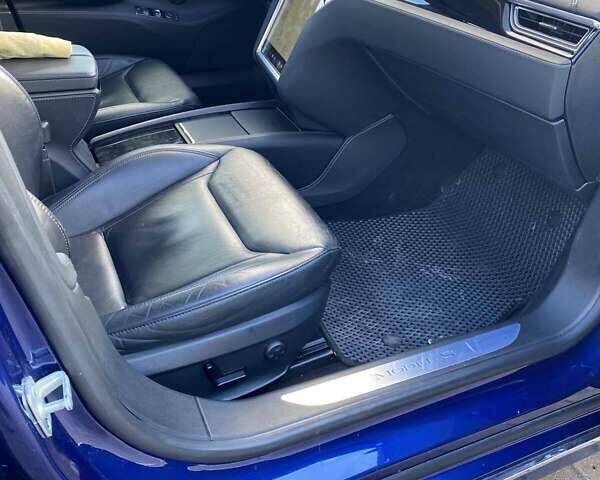 Синий Тесла Модель С, объемом двигателя 0 л и пробегом 190 тыс. км за 21900 $, фото 33 на Automoto.ua