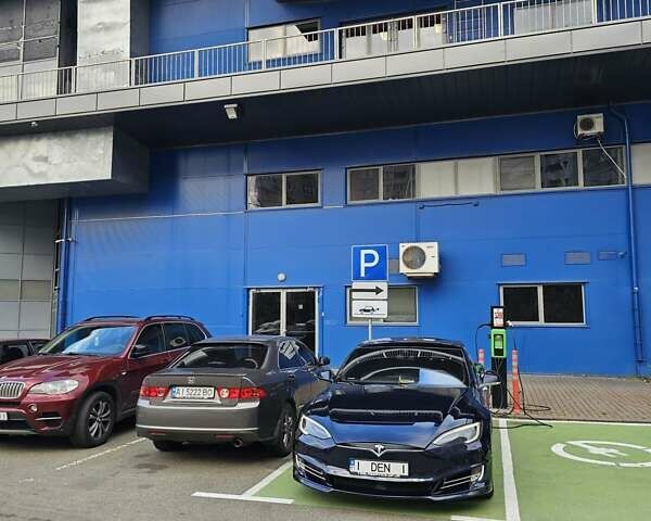 Синий Тесла Модель С, объемом двигателя 0 л и пробегом 215 тыс. км за 18000 $, фото 10 на Automoto.ua