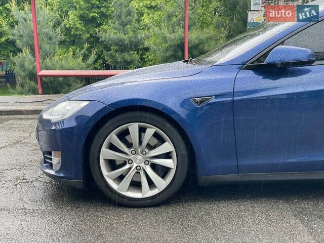 Синій Тесла Модель С, об'ємом двигуна 0 л та пробігом 167 тис. км за 13790 $, фото 10 на Automoto.ua