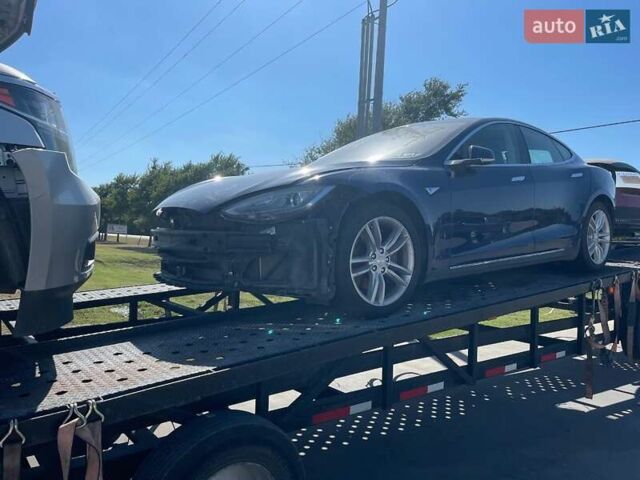 Синий Тесла Модель С, объемом двигателя 0 л и пробегом 190 тыс. км за 21900 $, фото 14 на Automoto.ua