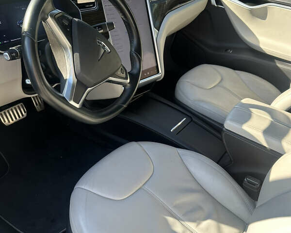 Синій Тесла Модель С, об'ємом двигуна 0 л та пробігом 142 тис. км за 13400 $, фото 6 на Automoto.ua