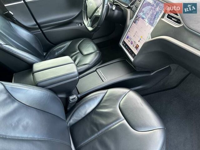 Синій Тесла Модель С, об'ємом двигуна 0 л та пробігом 361 тис. км за 14990 $, фото 17 на Automoto.ua