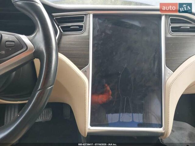 Синий Тесла Модель С, объемом двигателя 0 л и пробегом 140 тыс. км за 10500 $, фото 16 на Automoto.ua