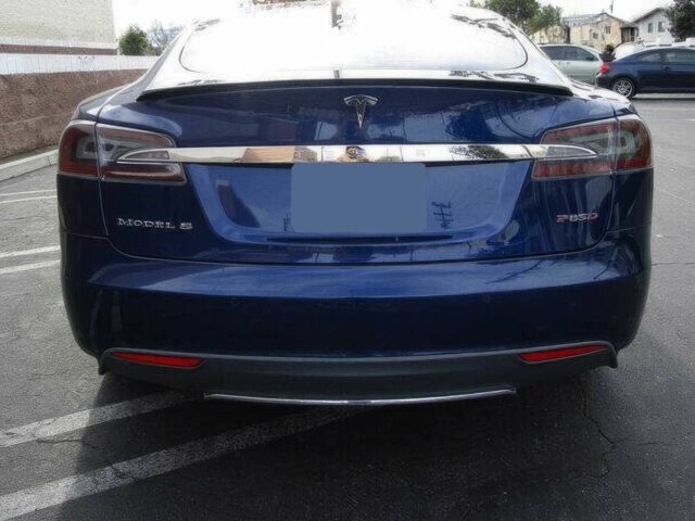 Синій Тесла Модель С, об'ємом двигуна 0 л та пробігом 74 тис. км за 11000 $, фото 6 на Automoto.ua