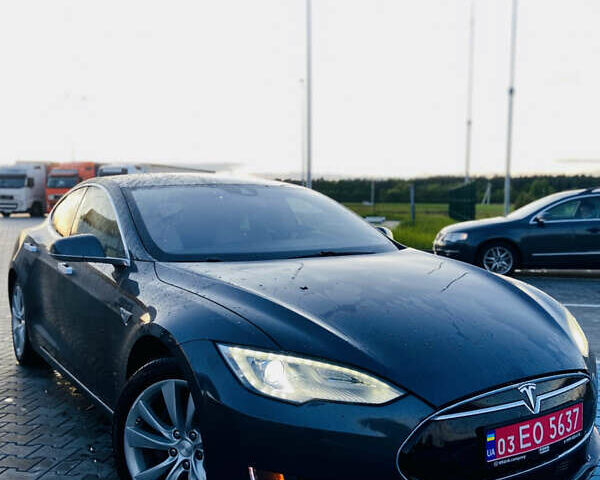 Синий Тесла Модель С, объемом двигателя 0 л и пробегом 47 тыс. км за 13700 $, фото 17 на Automoto.ua