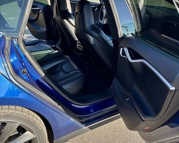 Синий Тесла Модель С, объемом двигателя 0 л и пробегом 160 тыс. км за 16900 $, фото 16 на Automoto.ua