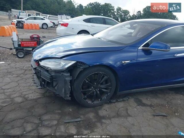 Синий Тесла Модель С, объемом двигателя 0 л и пробегом 140 тыс. км за 10500 $, фото 8 на Automoto.ua