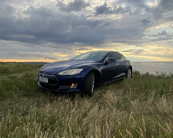 Синий Тесла Модель С, объемом двигателя 0 л и пробегом 150 тыс. км за 27000 $, фото 19 на Automoto.ua